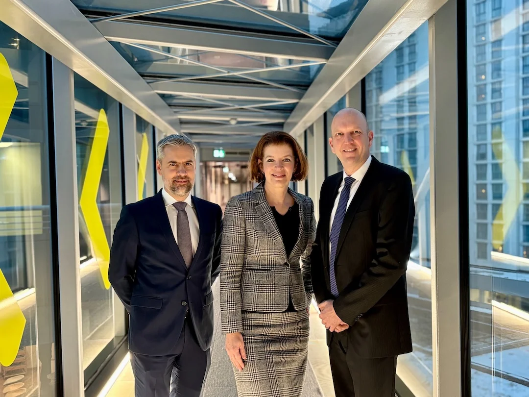 Radoslaw Ignatowicz - Product Owner Custody, Bettina Janoscheck - Head of Prime Services Sales, Christian Geberth - Head of Group Prime Services