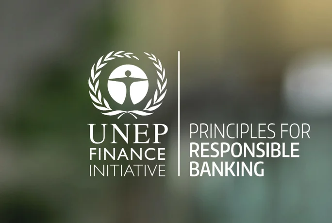 Logo der UNEP-Finanzinitiative, das die Grundsätze für verantwortungsvolles Bankwesen hervorhebt und eine stilisierte menschliche Figur in einem Lorbeerkranz zeigt.