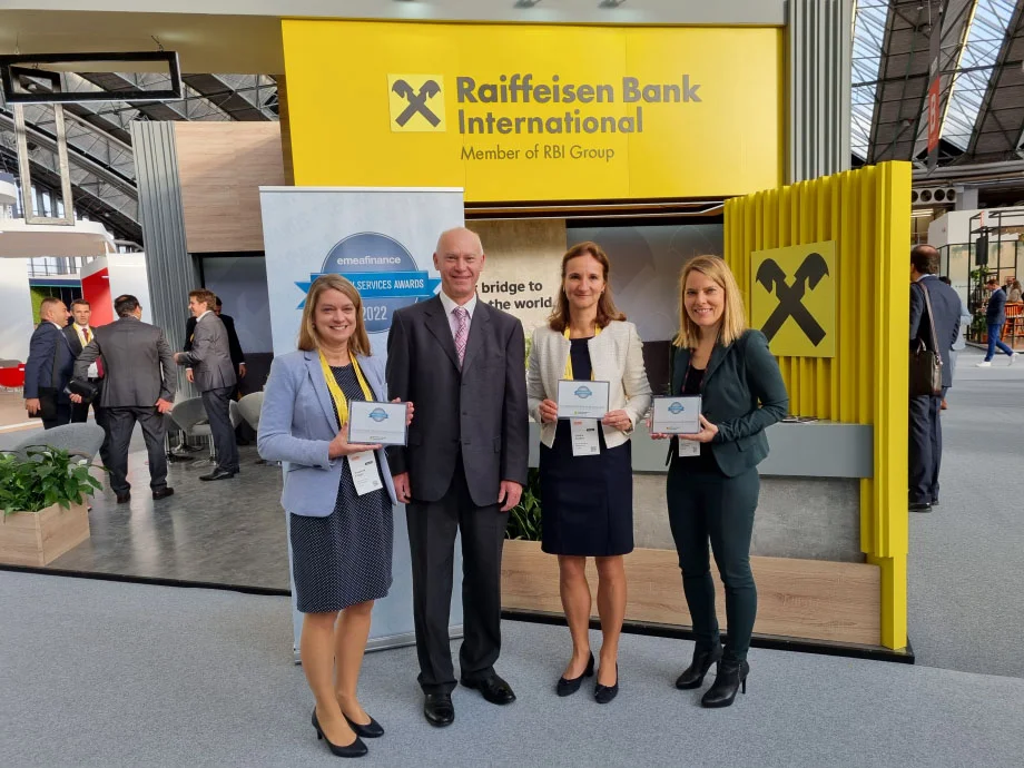 4 RBI employees with Awards at Sibos