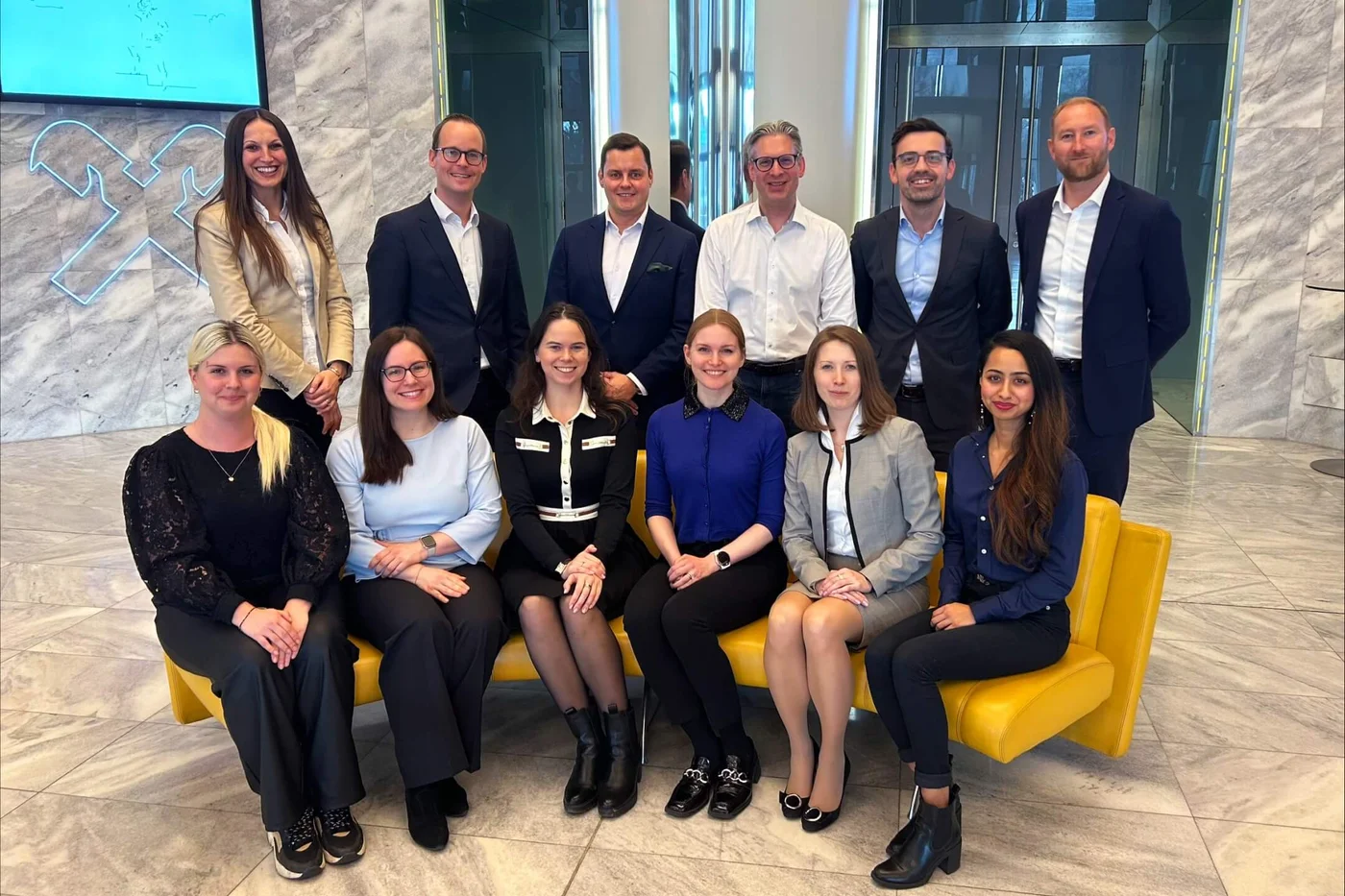 Vielen Dank an das RBI-Deal-Team: Konstantin Soustal, Dino Ahmedic, Liana Abraham, Christopher Nahler, Andreas KULNIK, Anna Lee, Evgeniya Sharkova, Sabrina Wozniak, Angelina Salfellner, MSc (WU), Ruzica Juric, Wilfried LOTTERMOSER, Kristina ÖSTERREICHER, Florian KANDLHOFER, Valentin Ballabani and Zuzana Bohackova