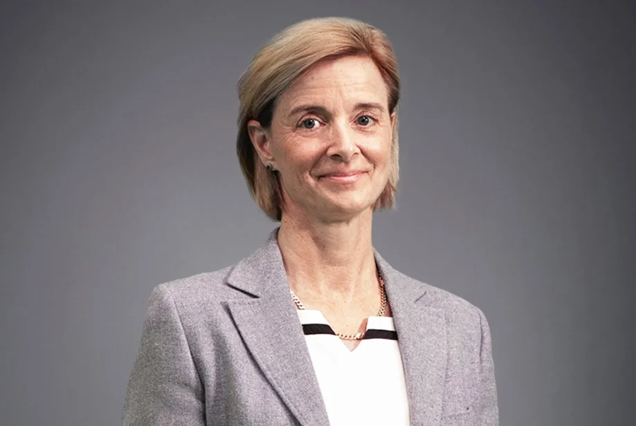 Professional Portrait of Valerie Brunner