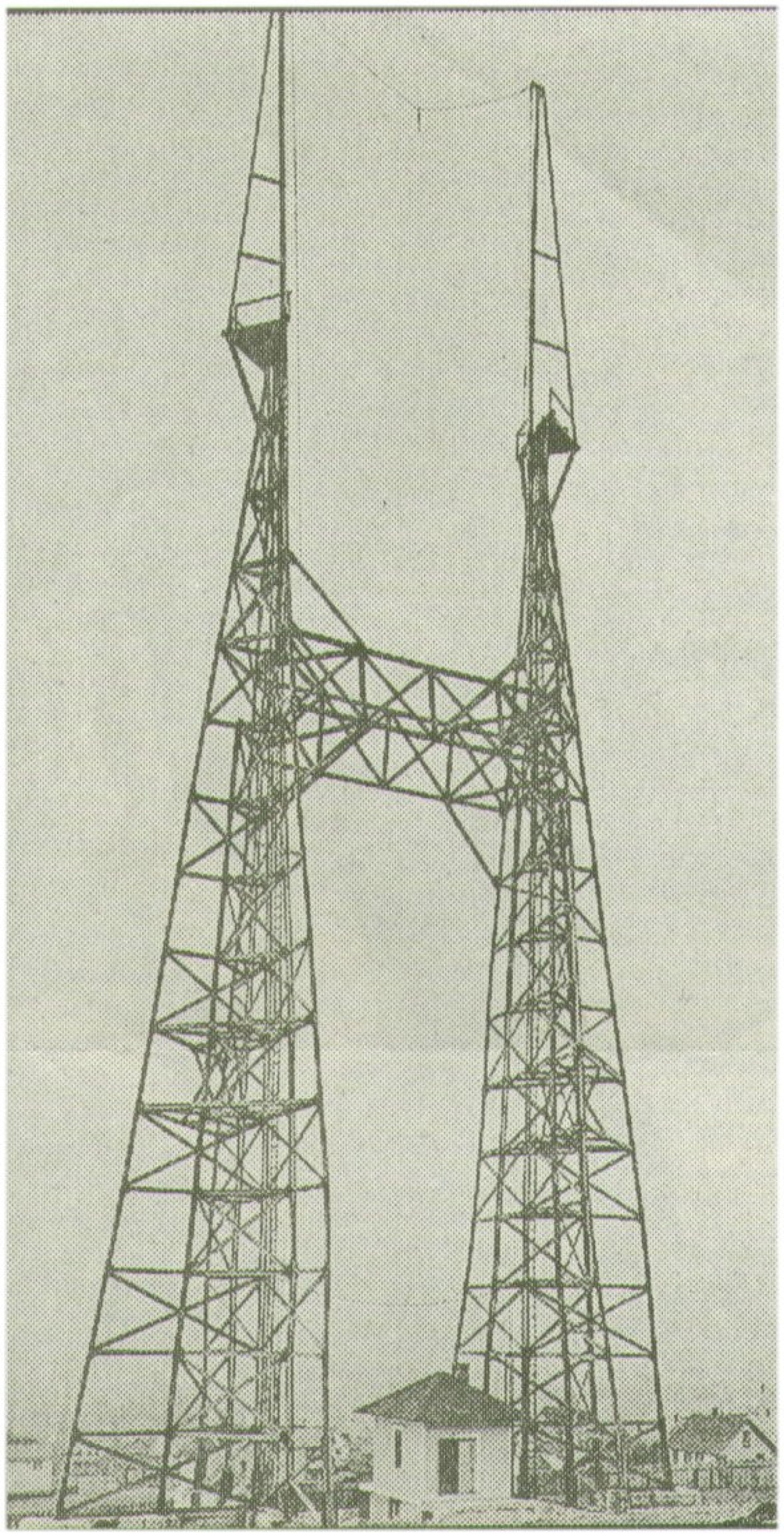 Der erste Funkmast der Slowakei, schwarz-weißes Bild eines hohen Turms. (wird in einem neuen Tab geöffnet)