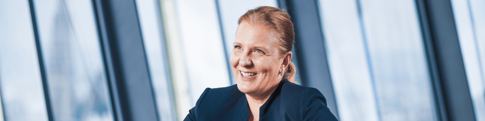 Spezialistin Petra Rauscher über zuverlässige Exportfinanzierungslösungen