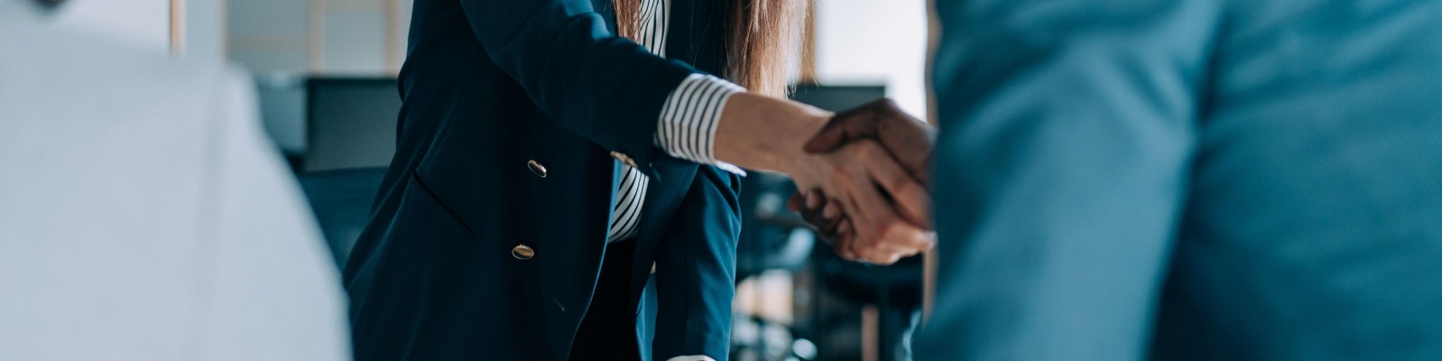 Hand shake